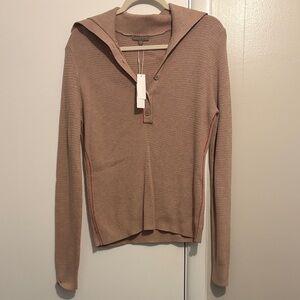 Lilla PWomen's Tan Sweater